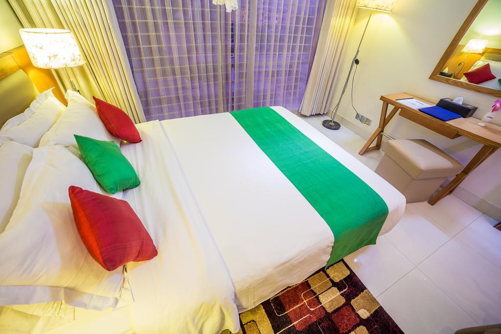 Nascent Gardenia Luxury Suites Dhaka Bilik gambar