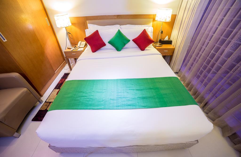 Nascent Gardenia Luxury Suites Dhaka Bilik gambar